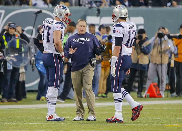 Patriots - Belichick Brady Gronk